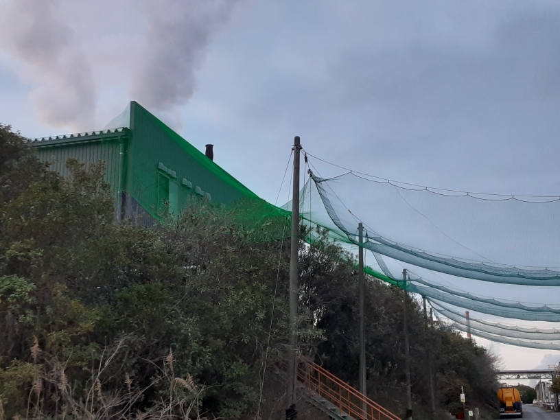 帯ネット入替および近隣防球ネット設置工事