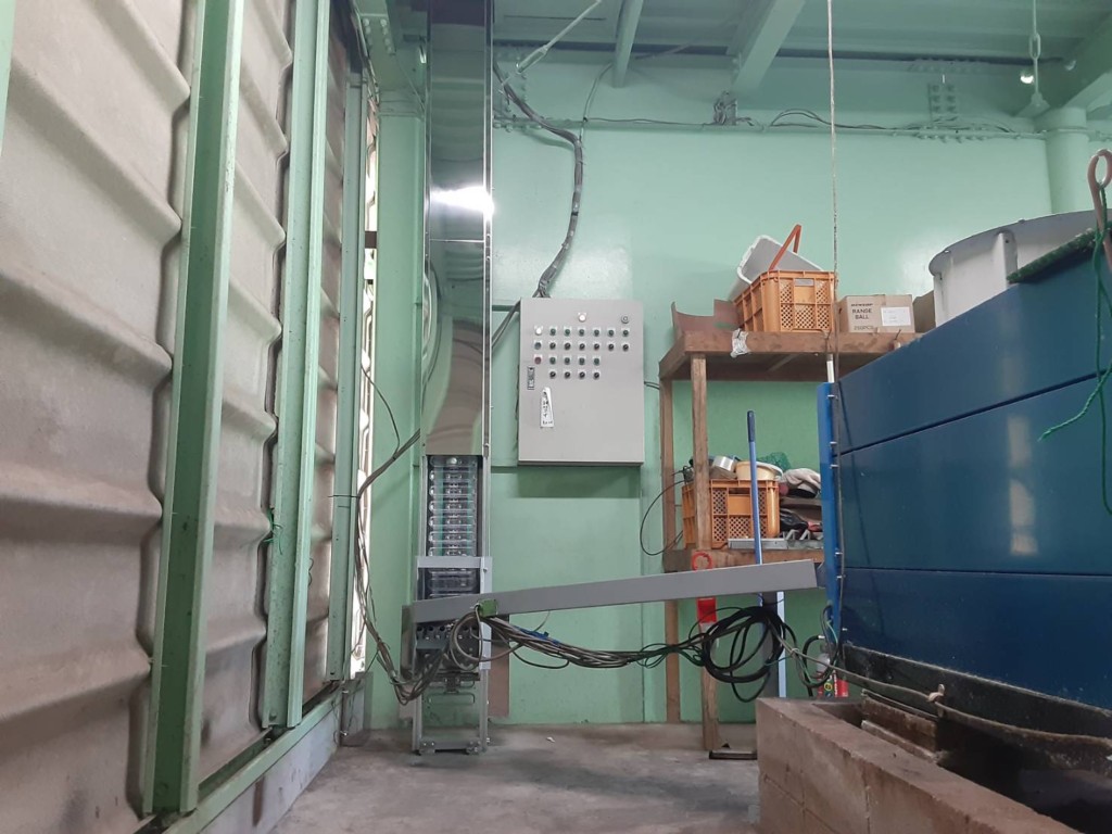 縦コンベア入替工事