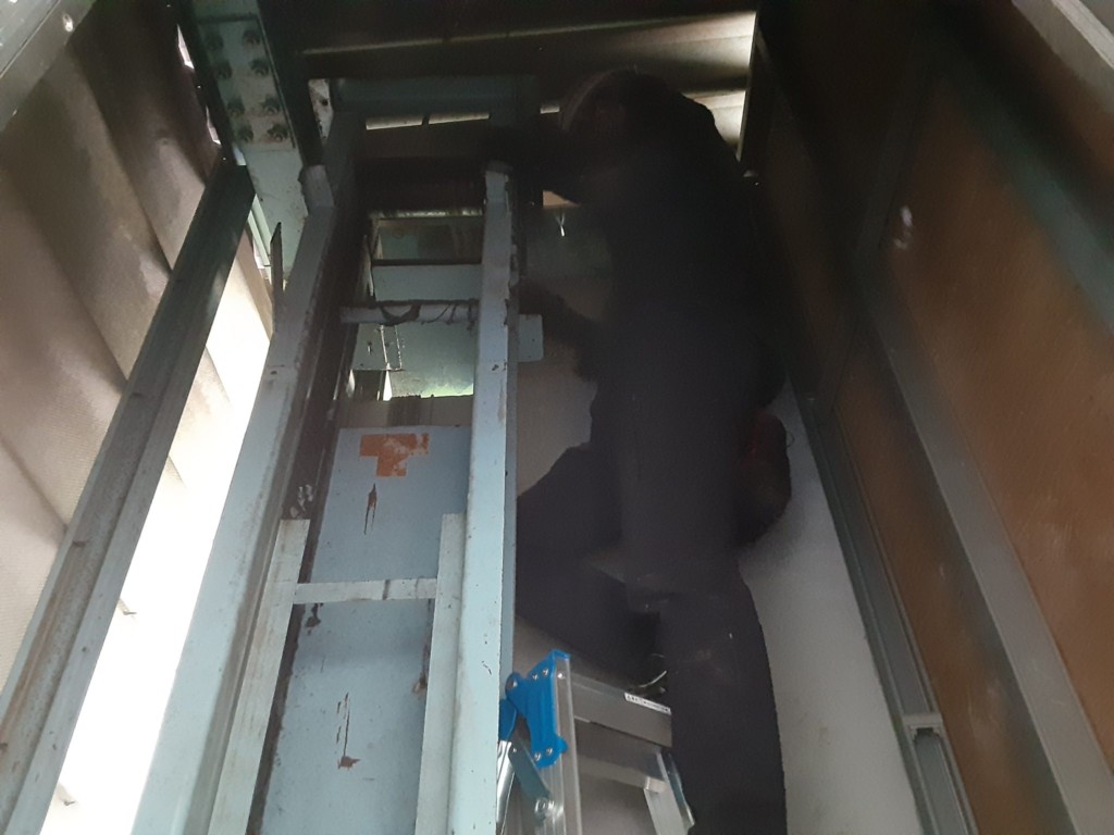 縦コンベア入替工事