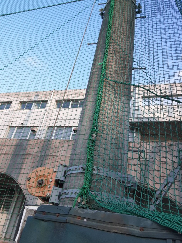 バックネット一部張替工事