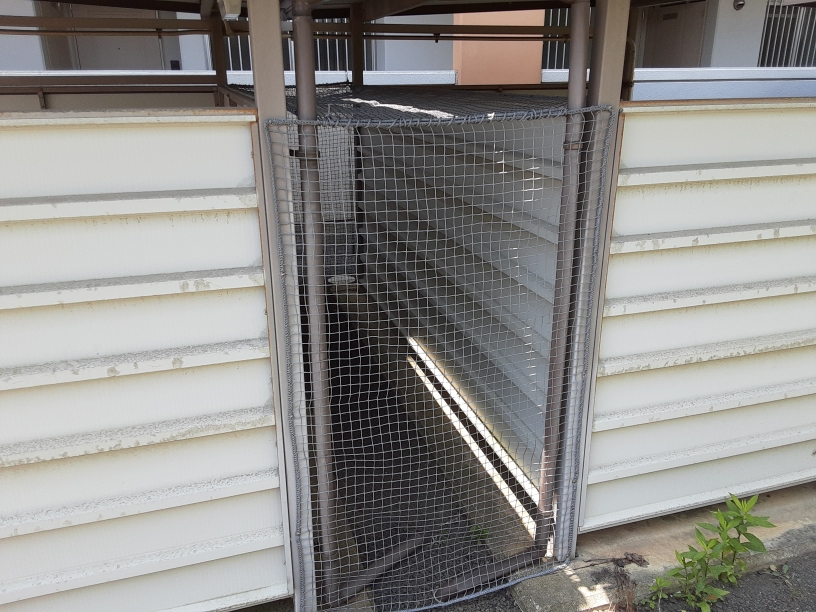 駐輪場ネット設置工事