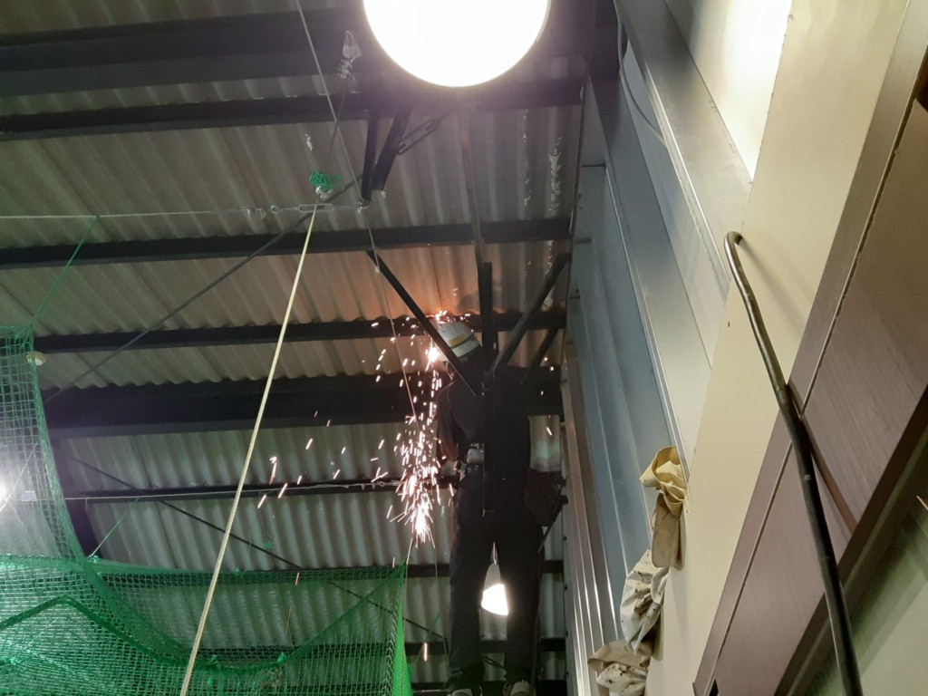 アングル溶接補強工事