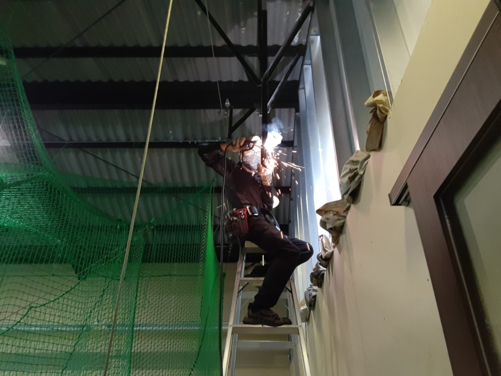 アングル溶接補強工事