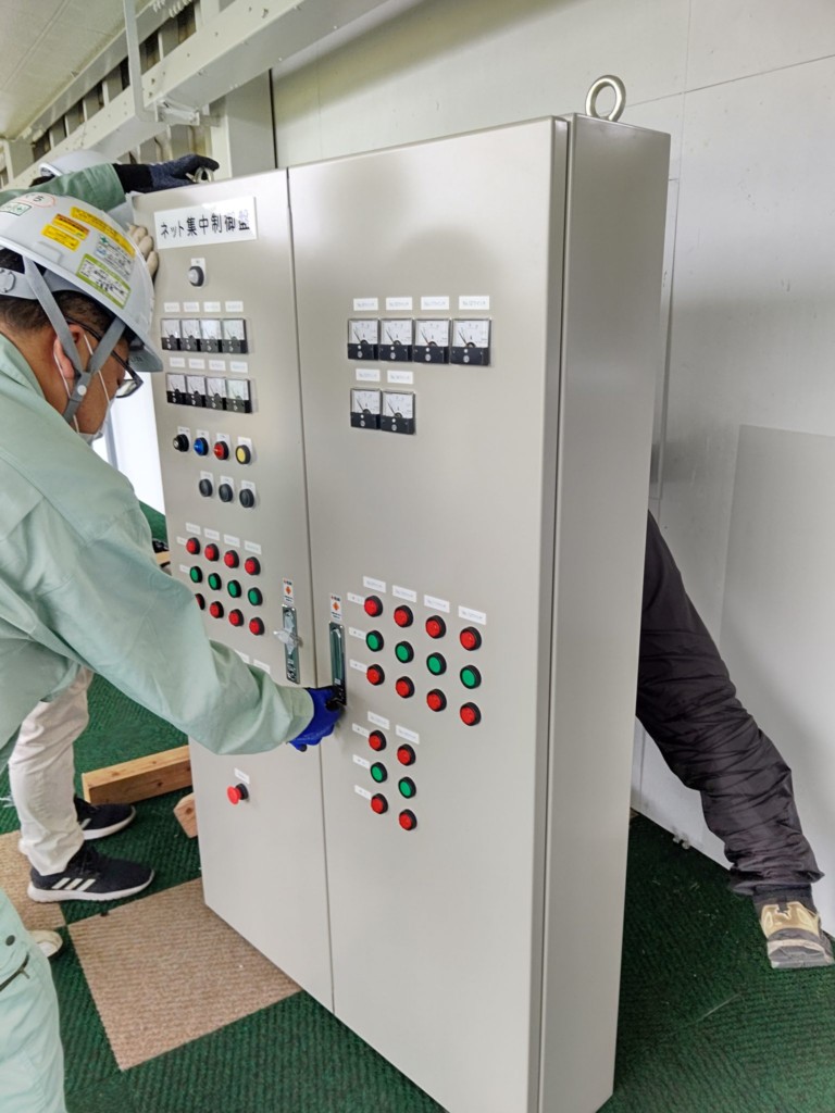 ウインチ制御盤入替工事