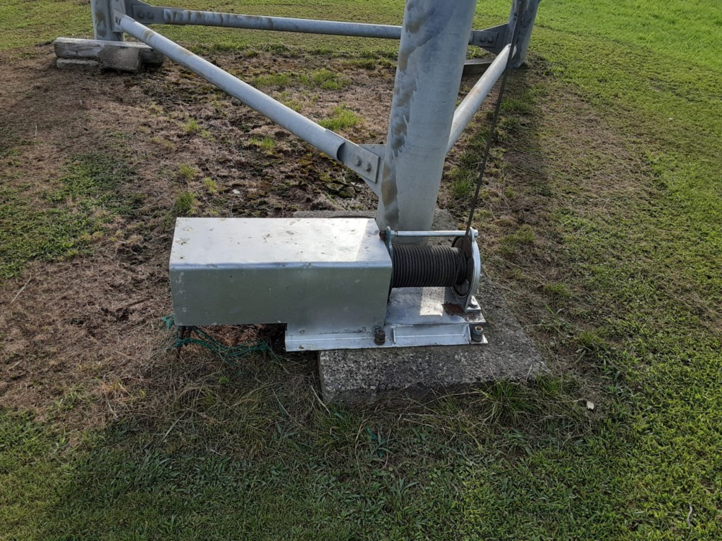 中古ウインチ交換工事