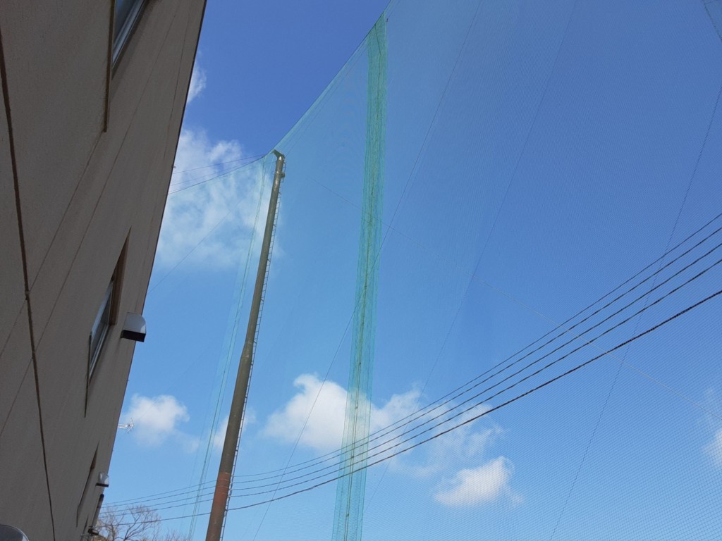 グラウンド防球ネット補修工事