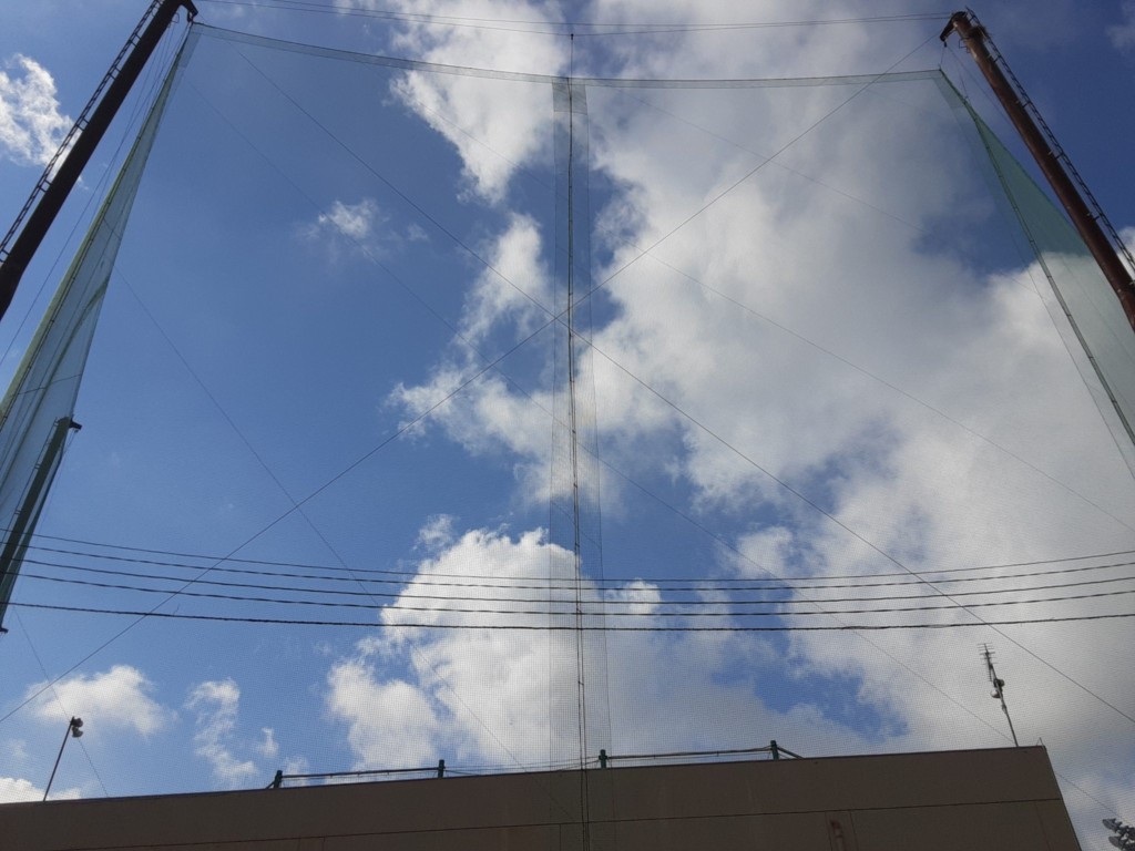 グラウンド防球ネット補修工事