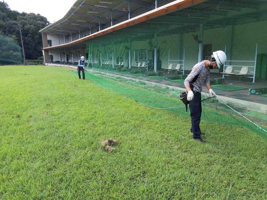 打席手前防球ネット設置工事