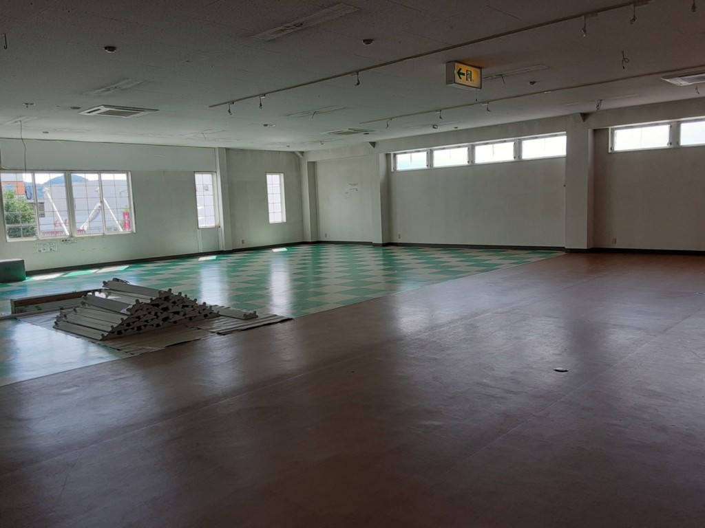 インドアゴルフ練習場新設工事