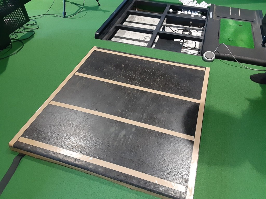 人工芝貼替工事