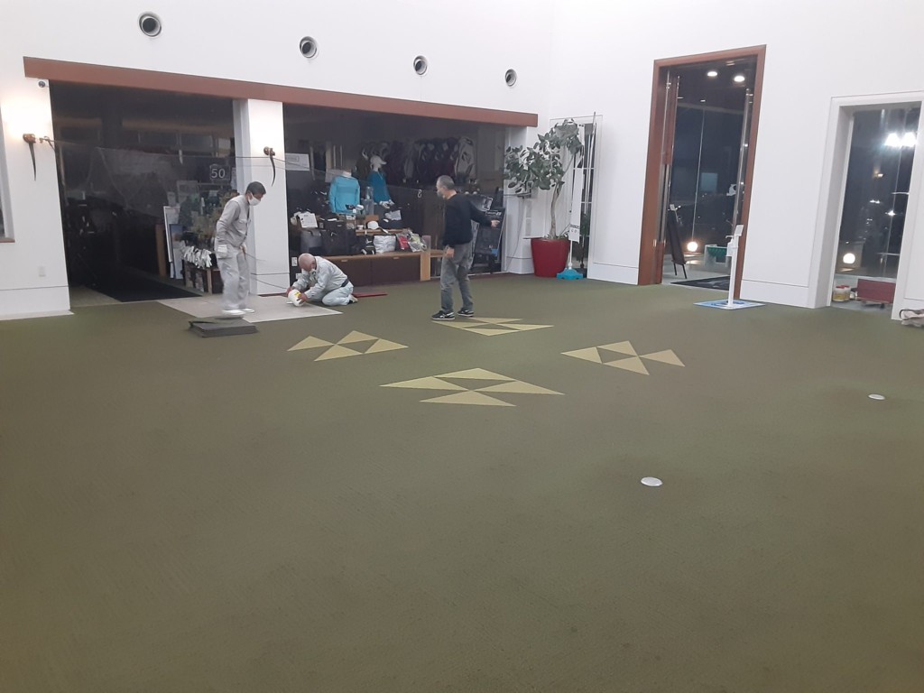 フロントタイルカーペット貼替工事