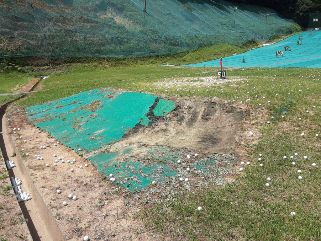 目標グリーン人工芝貼り工事