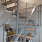 階段落下防止ネット設置工事