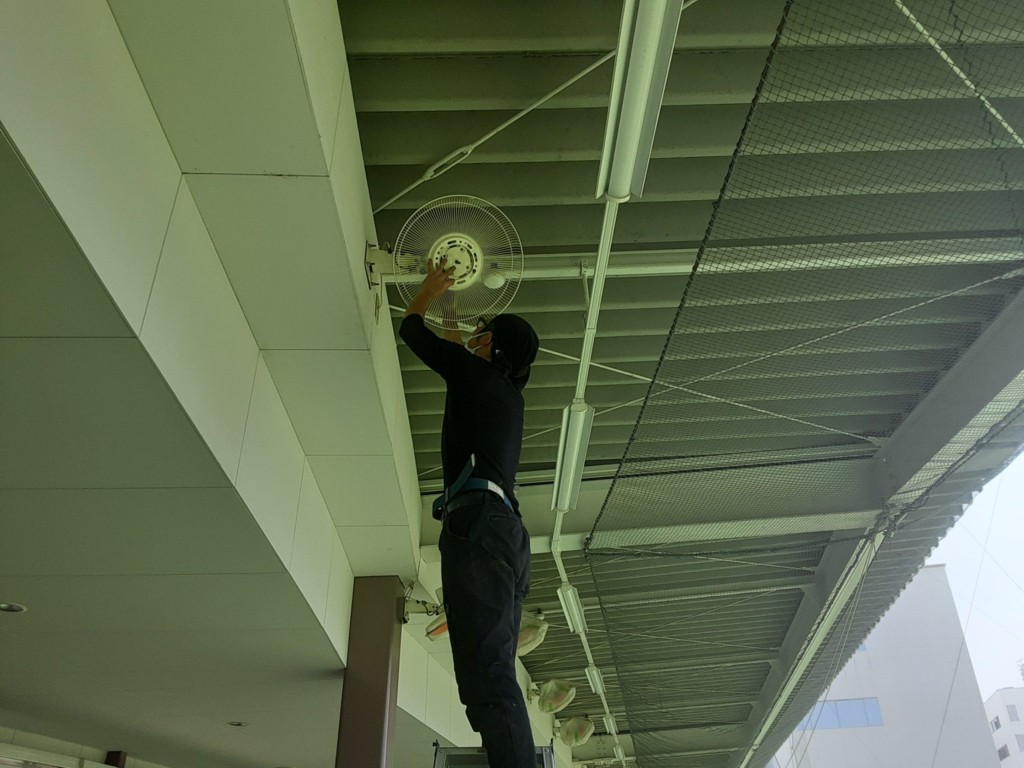 扇風機カバー交換工事