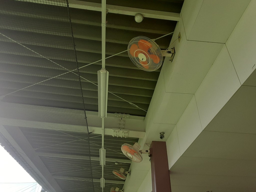 扇風機カバー交換工事