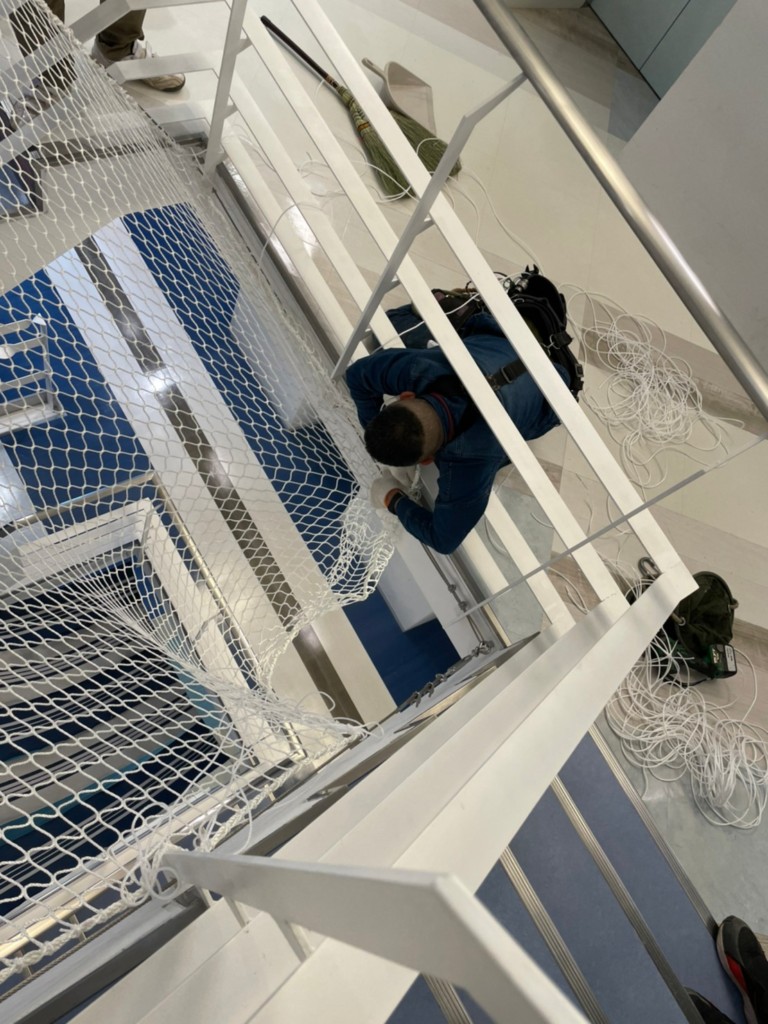 落下防止ネット設置工事