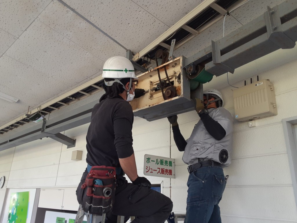 水平コンベアベルト交換工事