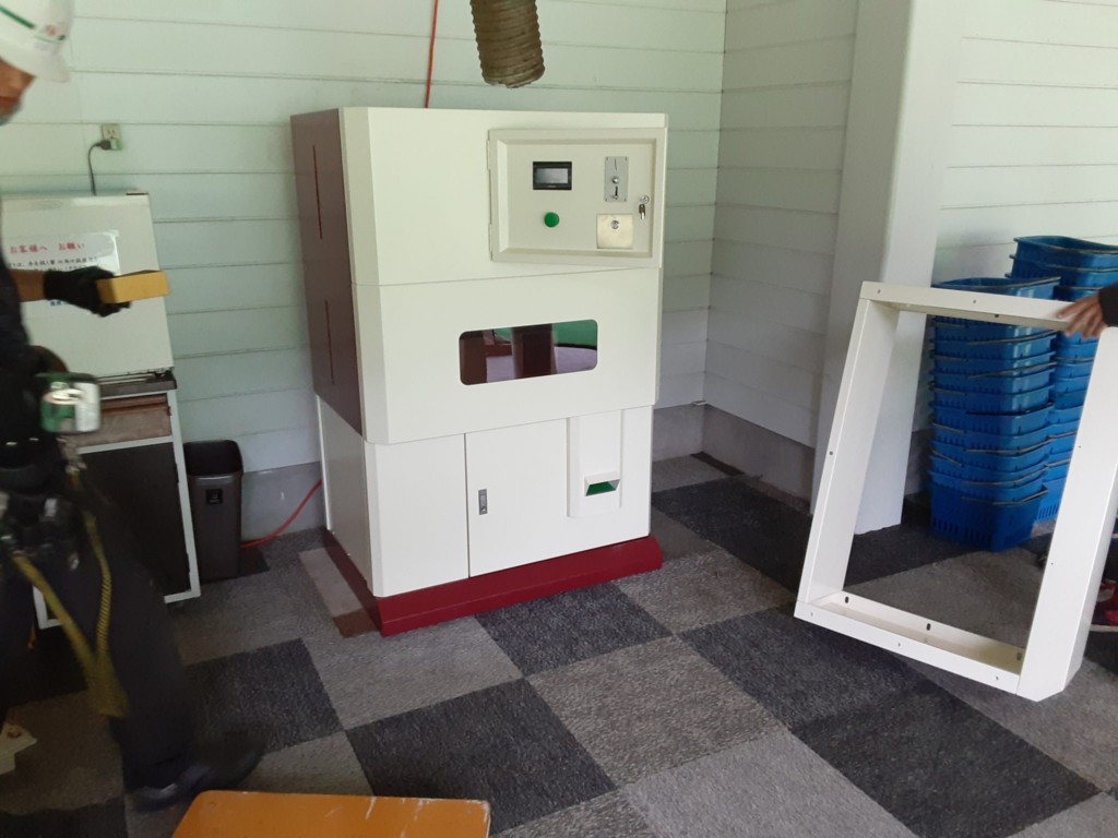 ボール貸出機入替工事