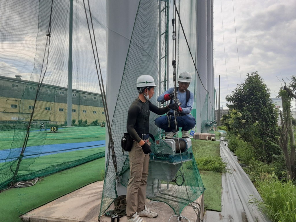 電動ウインチ、ワイヤー交換工事