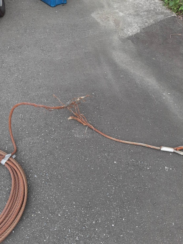 ガイドワイヤー交換工事