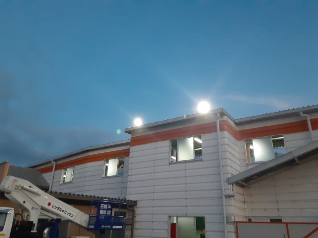 駐車場ＬＥＤ照明入替工事