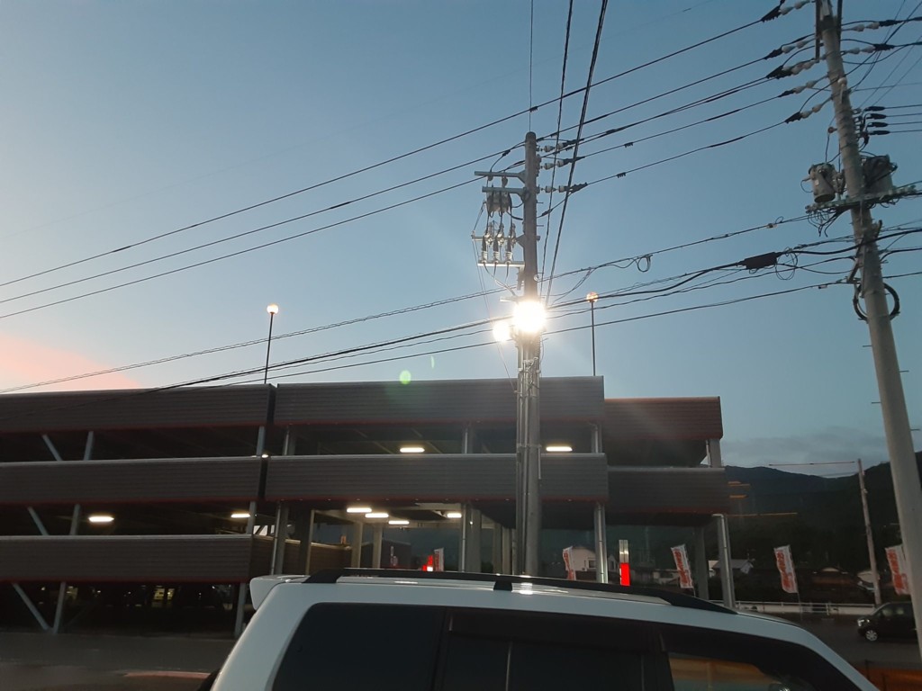 駐車場ＬＥＤ照明入替工事