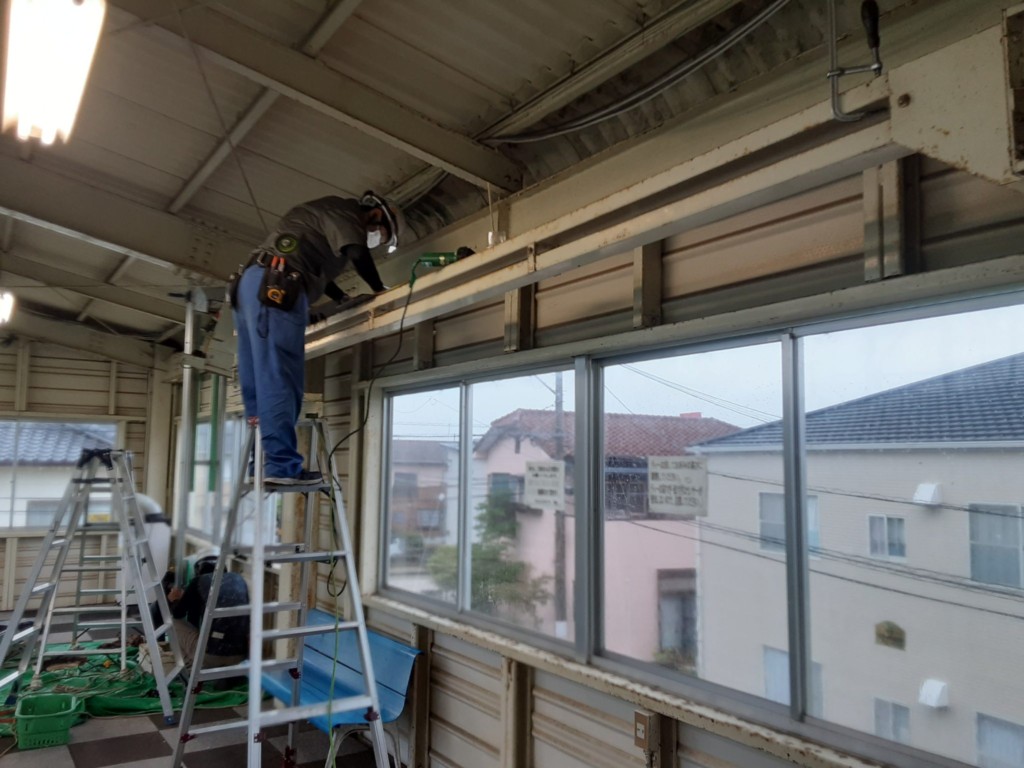 水平ベルト交換工事