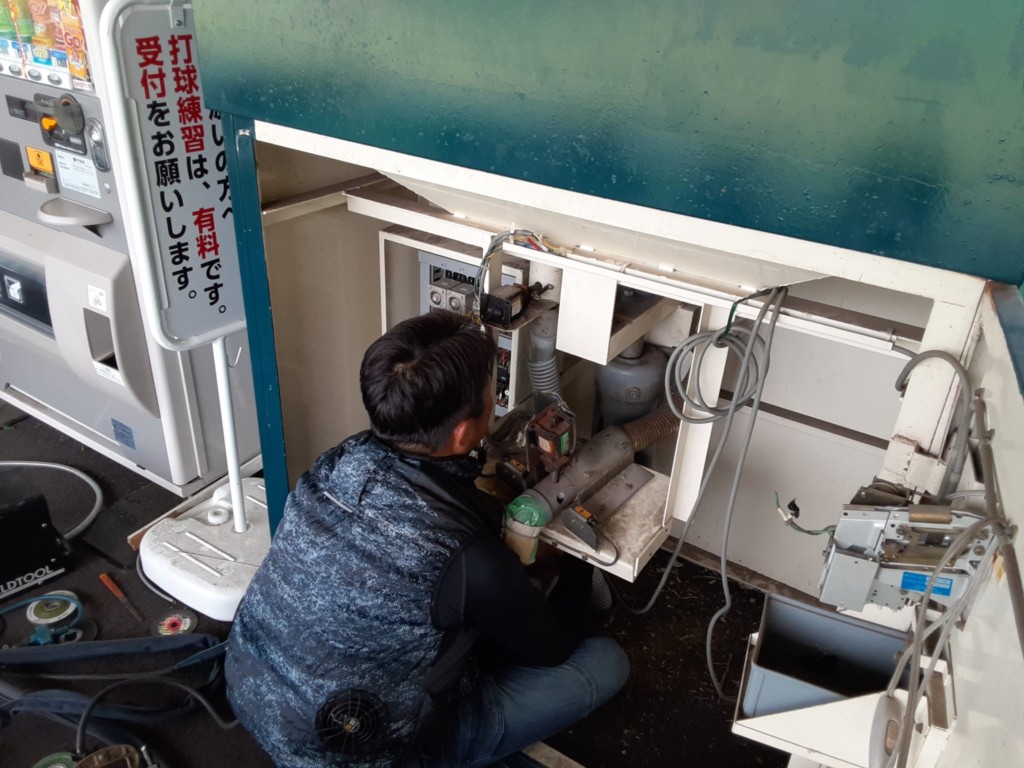 ボール貸出機改造工事