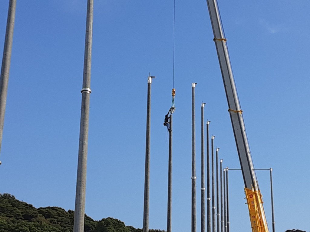 コンクリート柱建て替え及び防球ネット張替工事