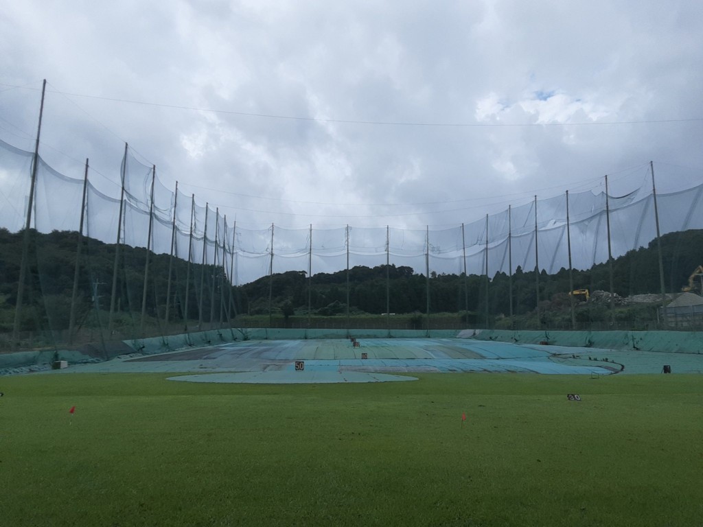 コンクリート柱建て替え及び防球ネット張替工事