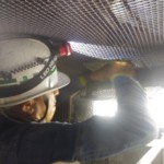 天井剥落防止ネット設置工事