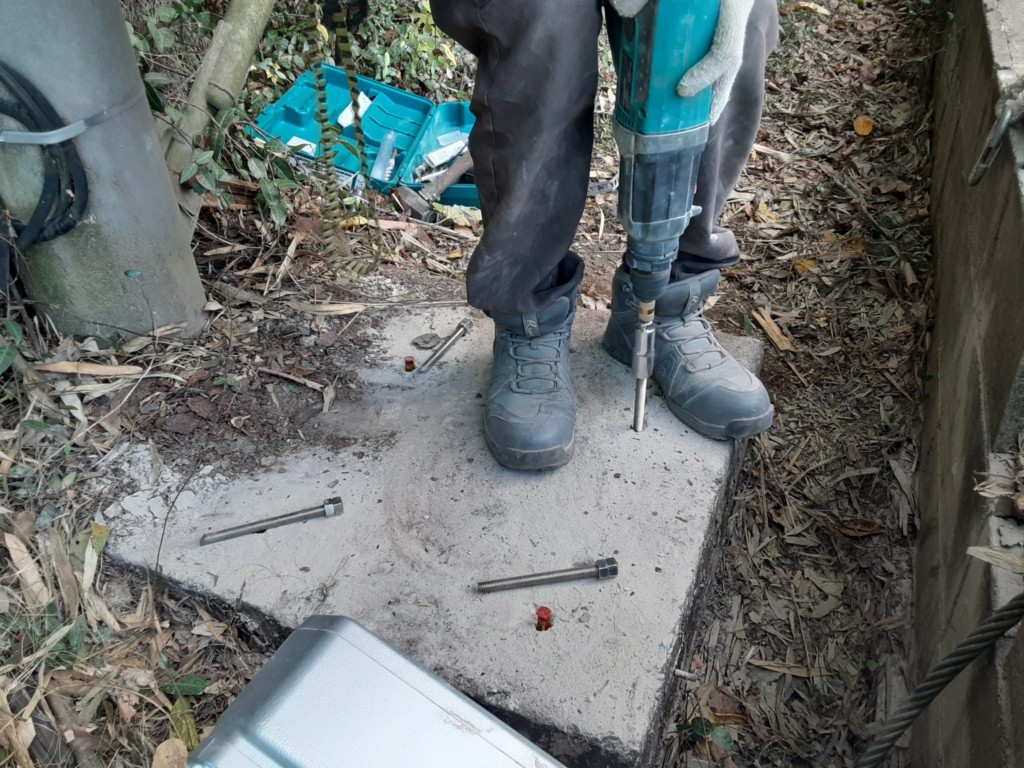 電動ウインチ交換工事