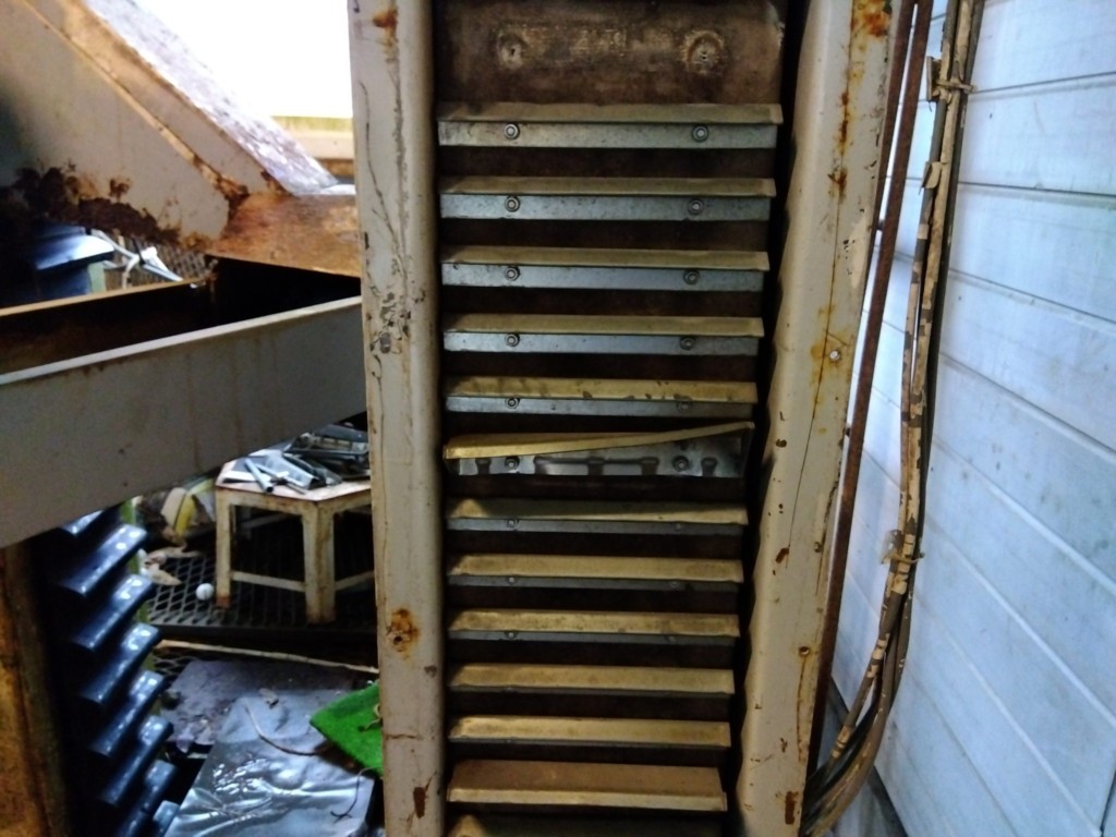 タテコンベルト交換工事