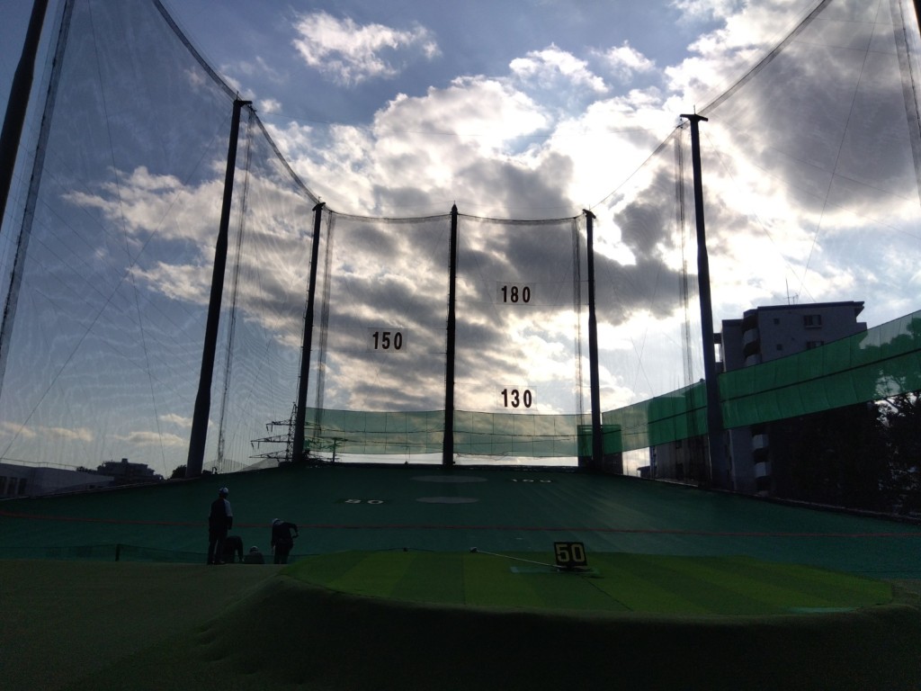 正面及び右サイドネット張替工事