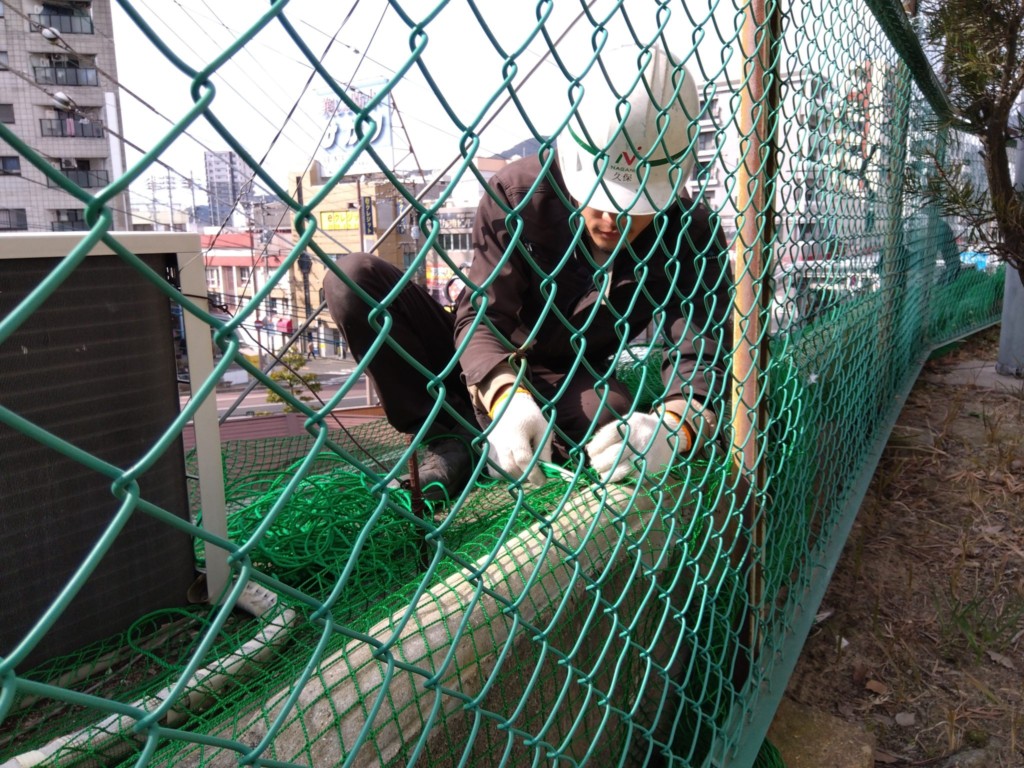 剥落防止ネット設置工事