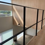 階段落下防止ネット設置工事