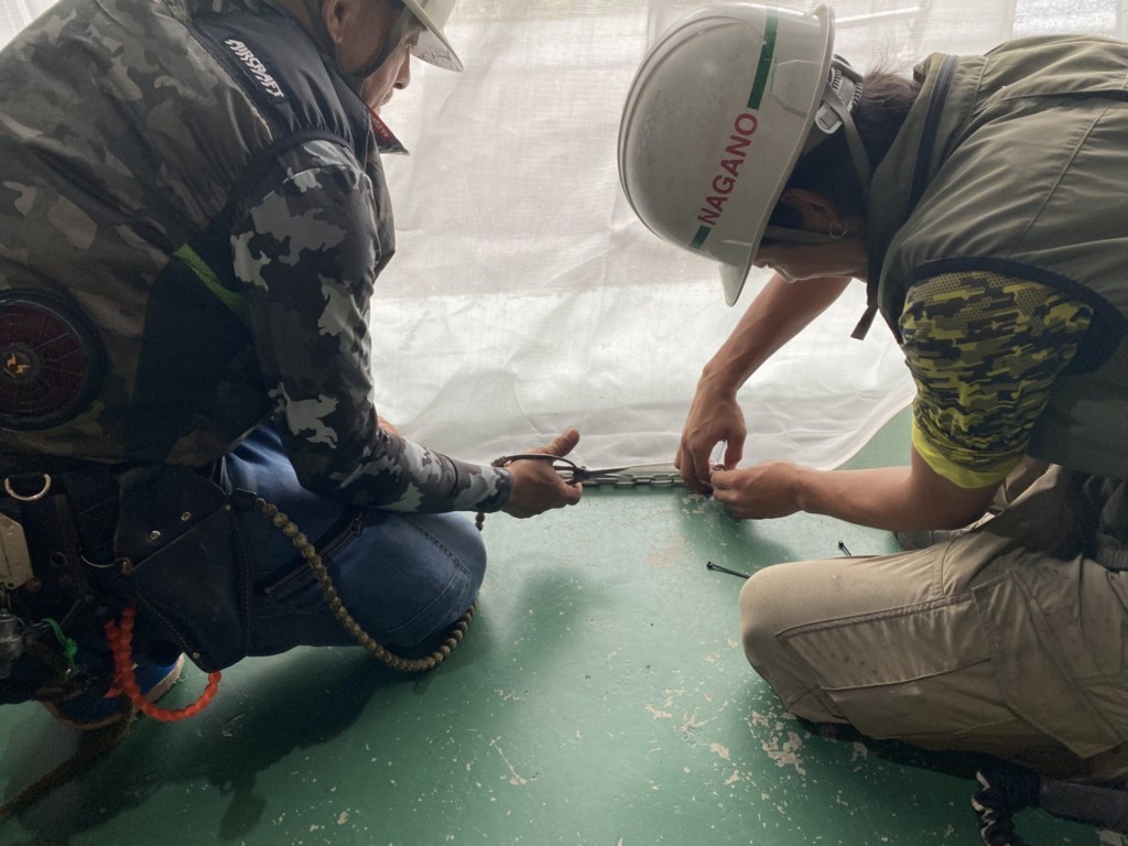 倉庫内防虫ネット設置工事