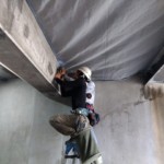 コンクリート剝落防止ネット設置工事