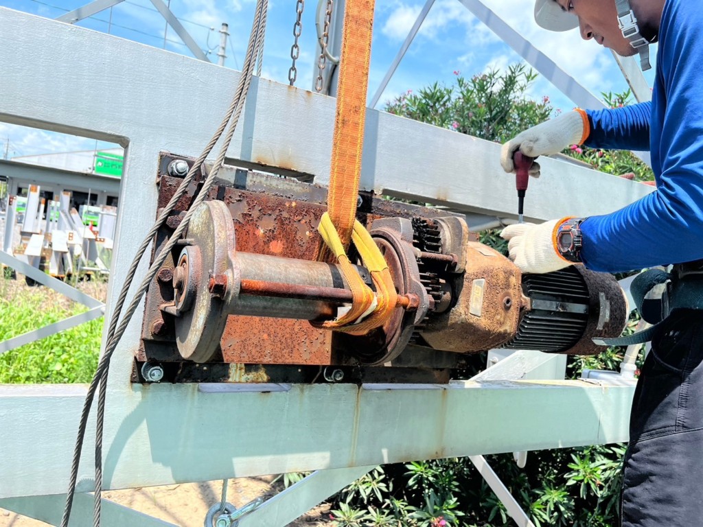 ウインチ交換工事