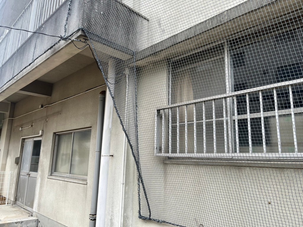 外壁落下防止ネット設置工事