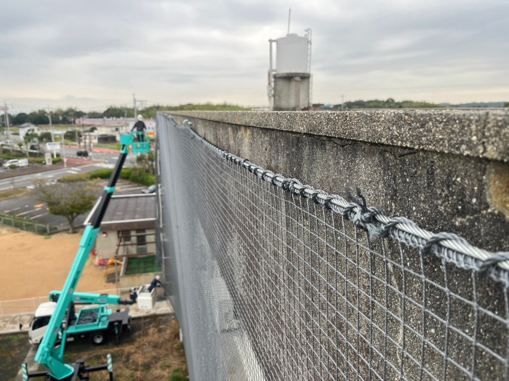 外壁落下防止ネット設置工事