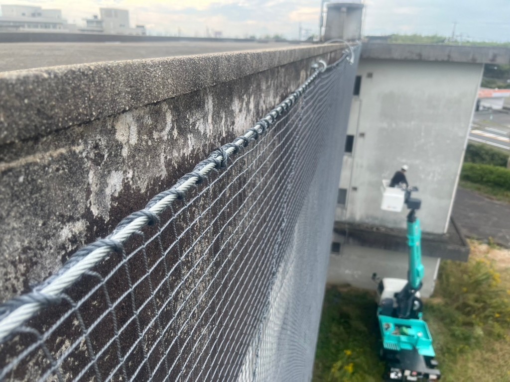 外壁落下防止ネット設置工事