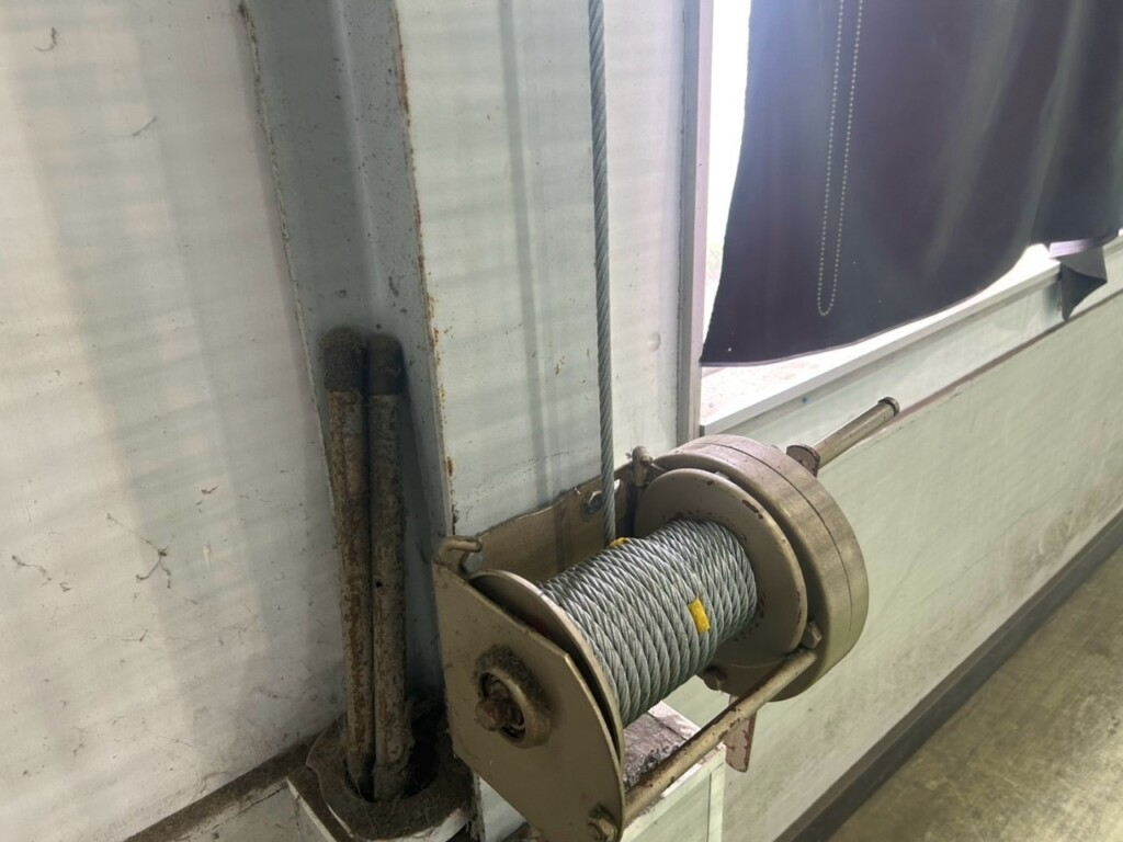 野球部室内練習場ネット張替工事