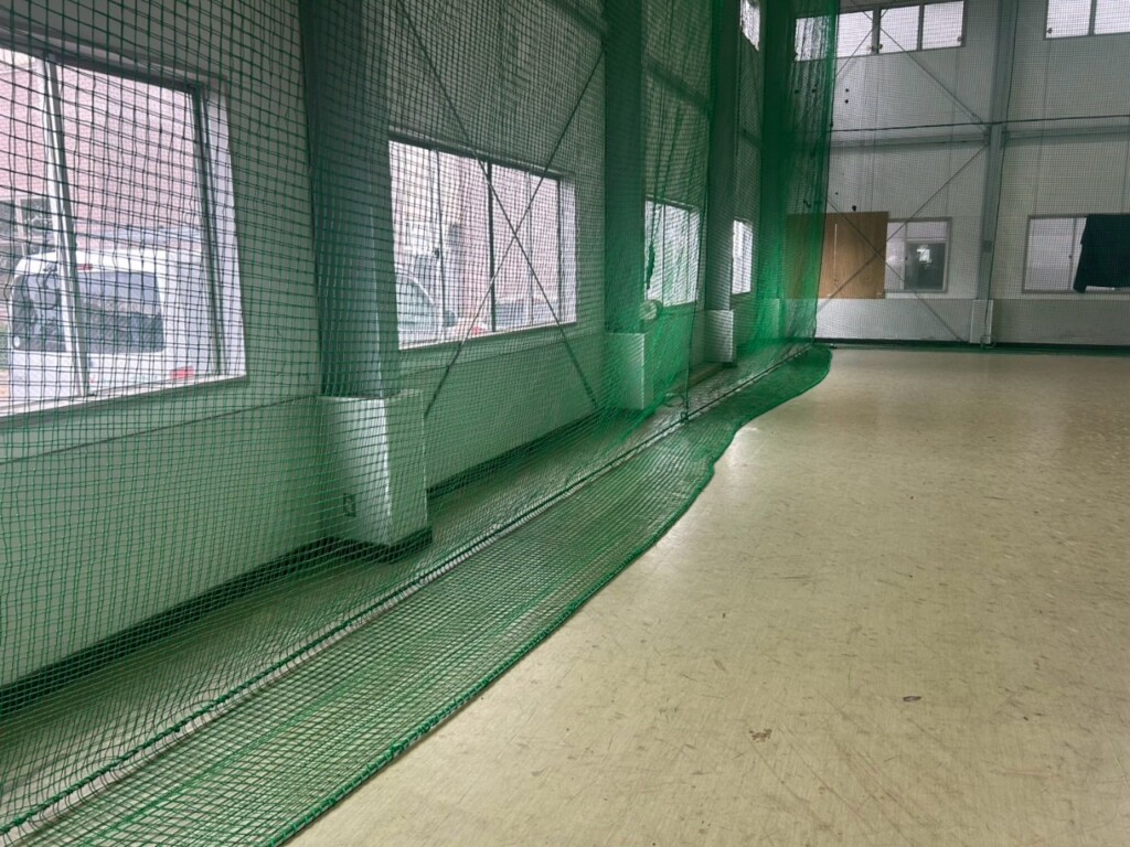 野球部室内練習場ネット張替工事